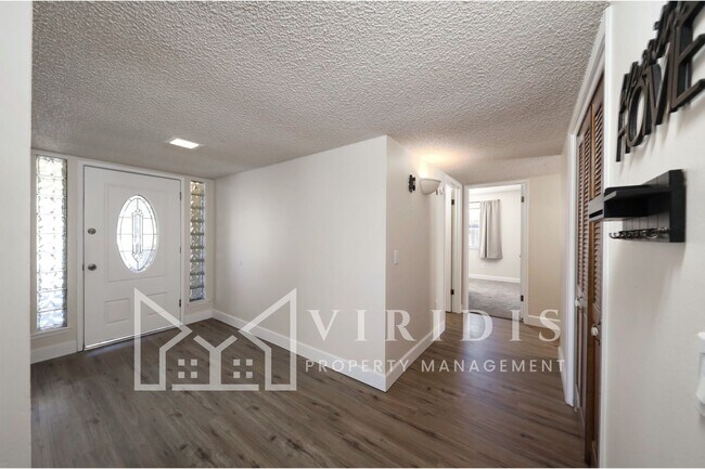 Building Photo - 4304 Milo Ave