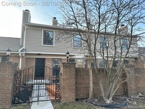 Building Photo - 39975 Crosswinds Rd
