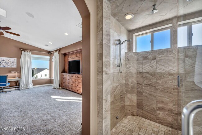 Building Photo - 1520 Taos Ln