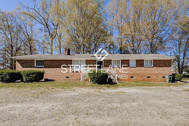 Building Photo - 305 S Myrtle School Rd