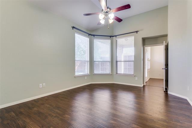 Building Photo - 3309 Edgewater Dr