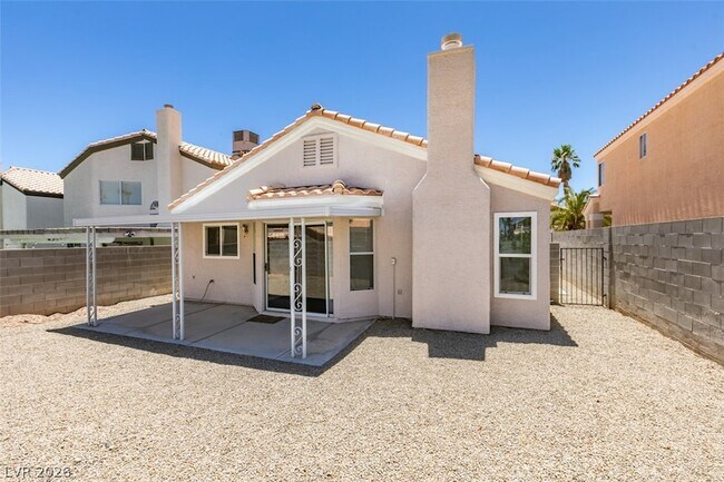 Building Photo - 8216 Ogee Dr
