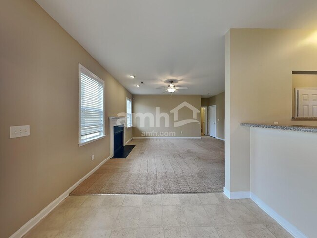 Building Photo - 203 Fledgling Way