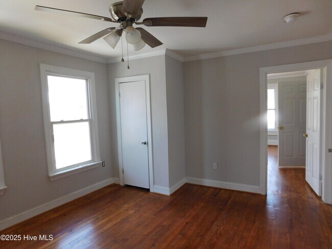 Building Photo - 304 Avenue A