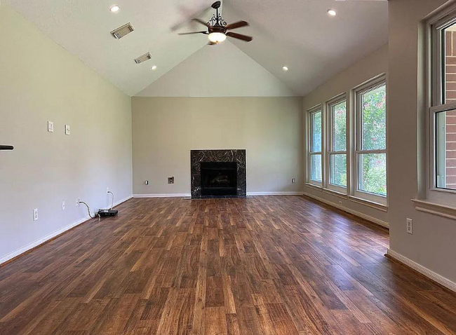 Building Photo - 1803 Oak Cluster Cir
