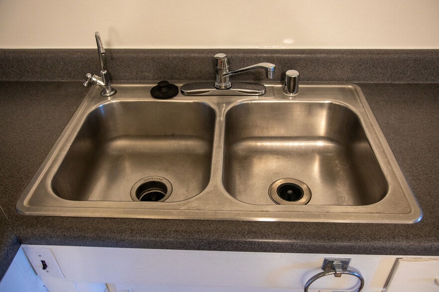 Building Photo - 3292 Karok Ave