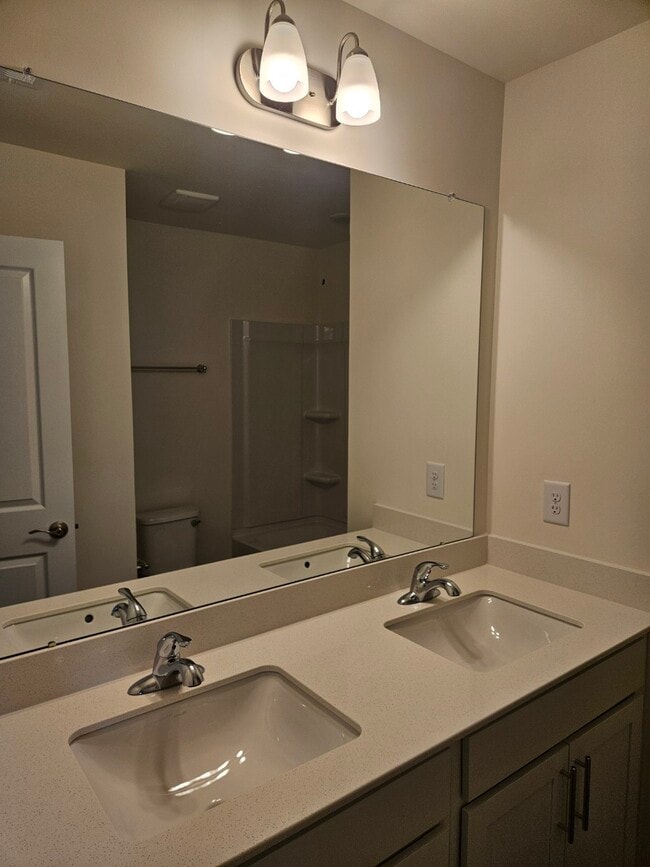 Building Photo - 112 Lavender Ln