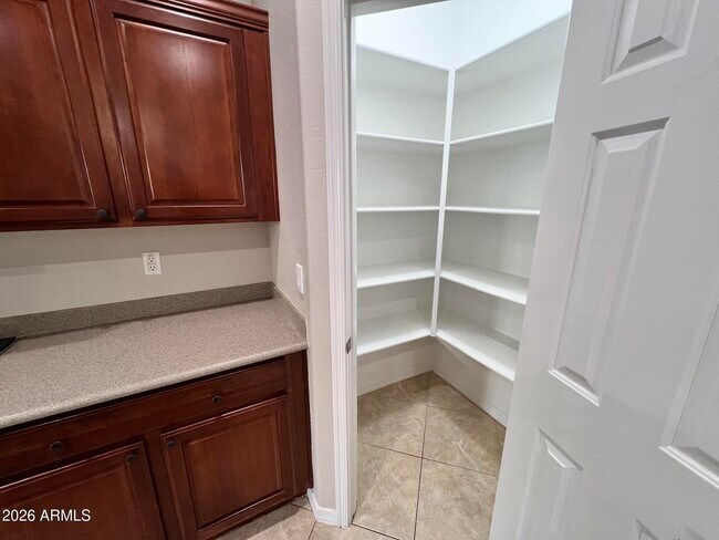 Building Photo - 4642 S Carmine Ln