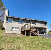 Building Photo - COMING SOON! Large 4 bedroom / 2 bathroom...