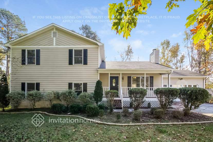 Primary Photo - 2850 Crystal Brooke Ln