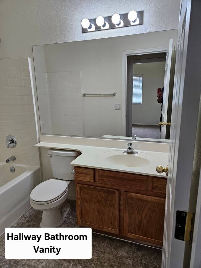 Building Photo - 3659 S Joshua Tree Ln