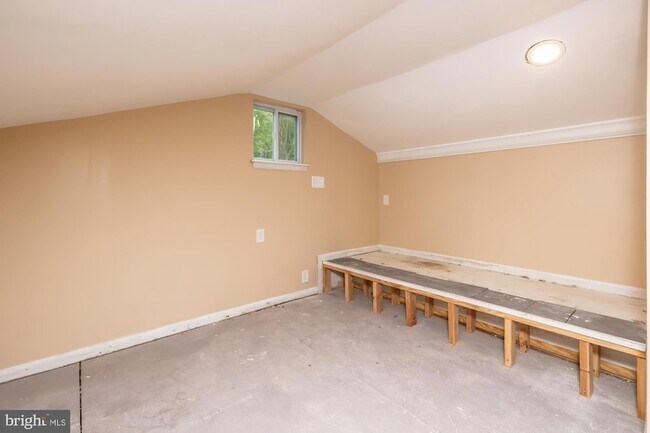 Building Photo - 3204 Norma Dr