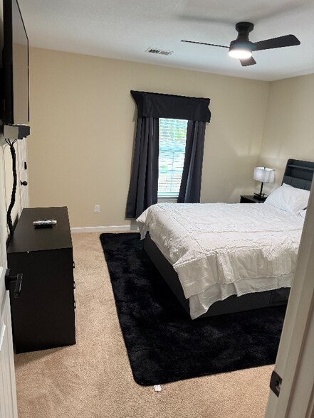 Building Photo - 1058 Rabon Pond Dr