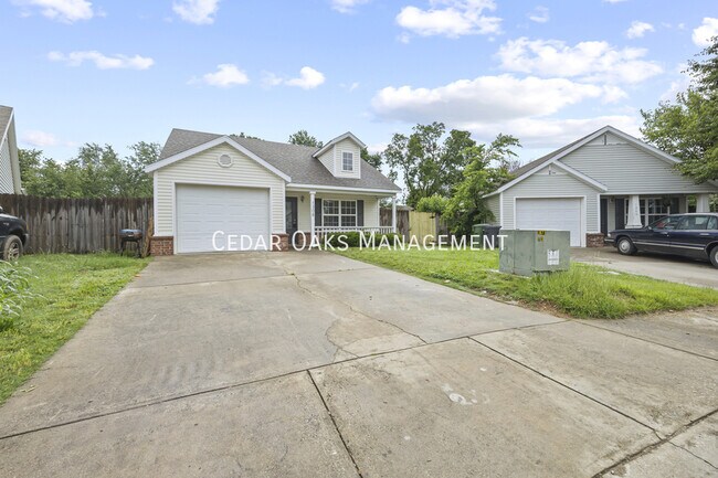 Building Photo - 1308 S C Ct