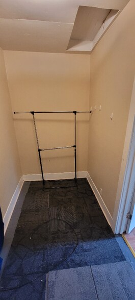 Building Photo - 2023 Robinwood Ave