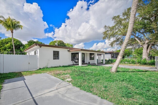 Building Photo - 11730 NW 3rd Ave