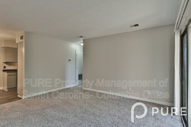 Building Photo - 1323 Old Manor Rd