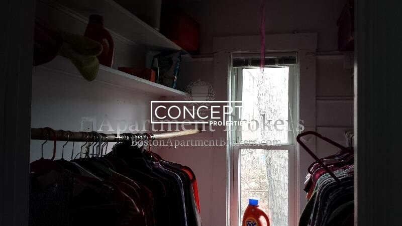 Building Photo - 26 Union St