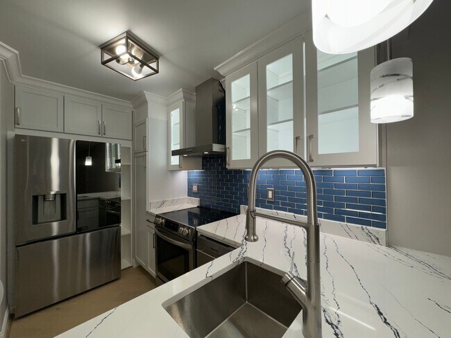 Building Photo - Direct Indoor Access to Ballston Metro with this Luxury 1 Bedroom 1 Bath Condo in Beautiful Alta ...