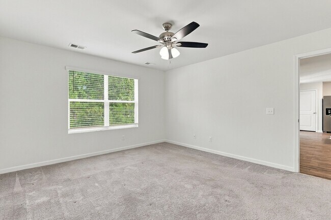 Building Photo - 100 Cotton Bluff Ct