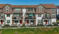 Building Photo - Jordan Ranch Townhouse 4 bed / 3.5 bath, G...
