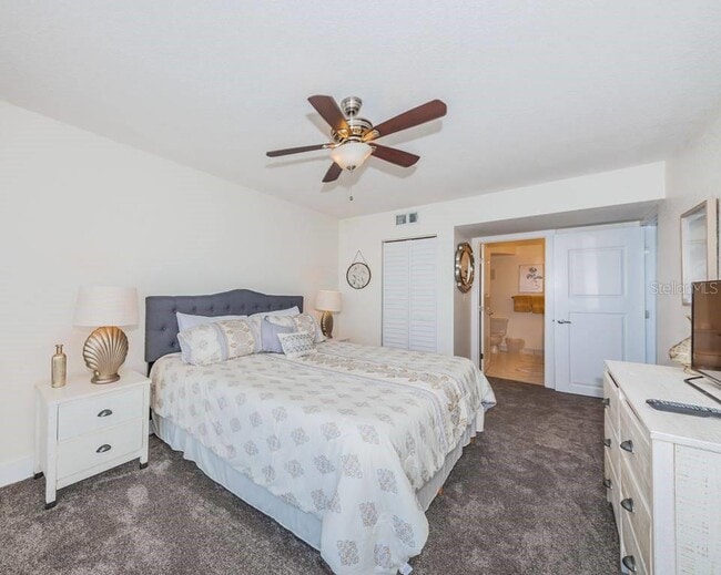 Building Photo - 6083 Bahia Del Mar Cir N