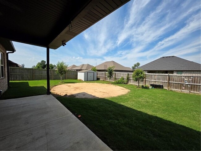 Building Photo - 751 Bob Glen Cir