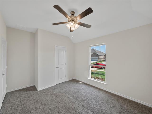 Building Photo - 10505 Breezeway Dr