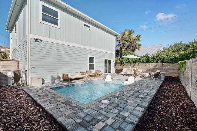 Building Photo - 6824 A1A S