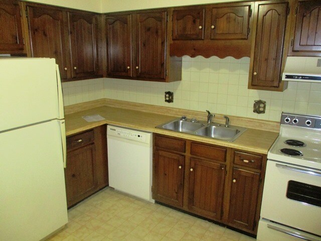 Building Photo - 1505 Northbrook Dr