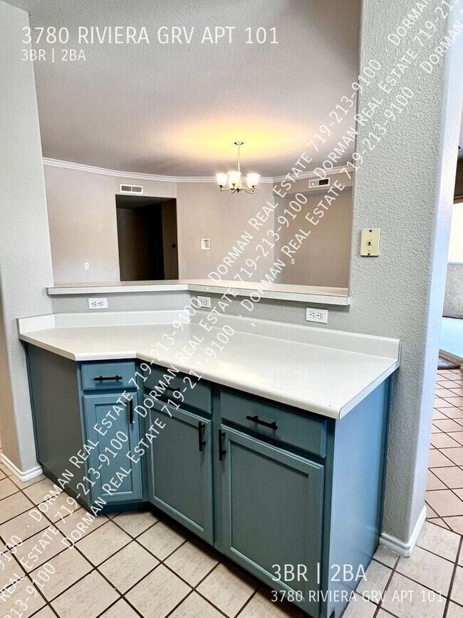 Building Photo - 3780 Riviera Grove