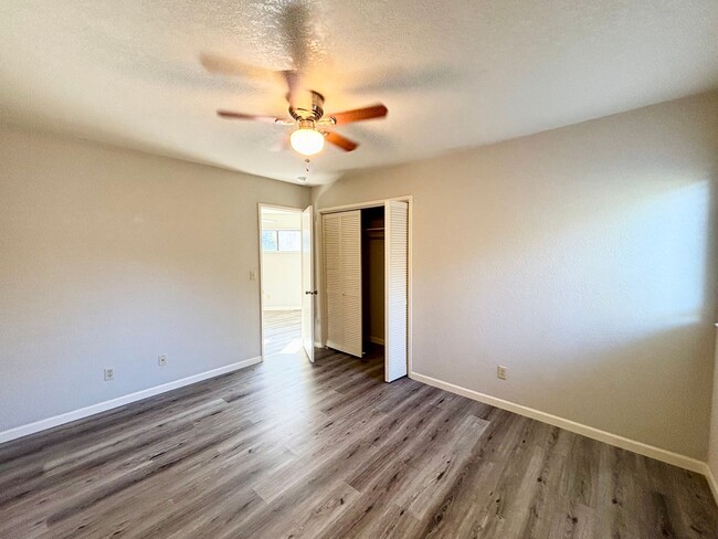 Building Photo - N. Merced: $2279 4 bedroom 2.5 bath home n...