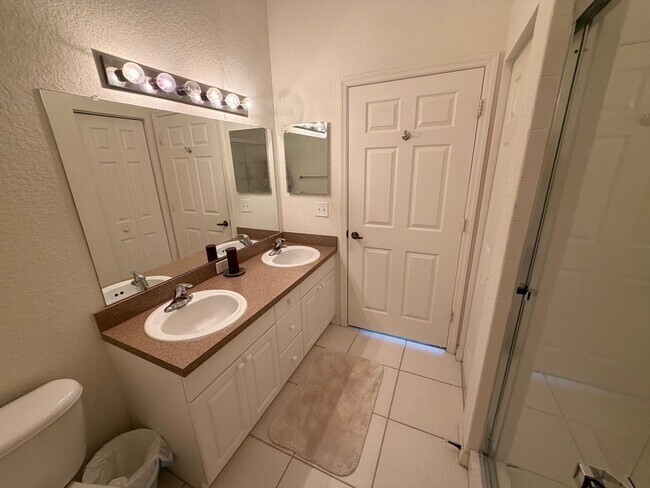 Building Photo - 3980 Mediterranea Cir