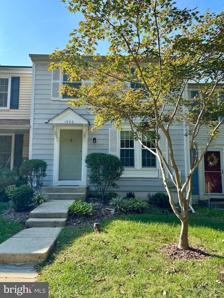 Building Photo - 1436 Point O Woods Ct