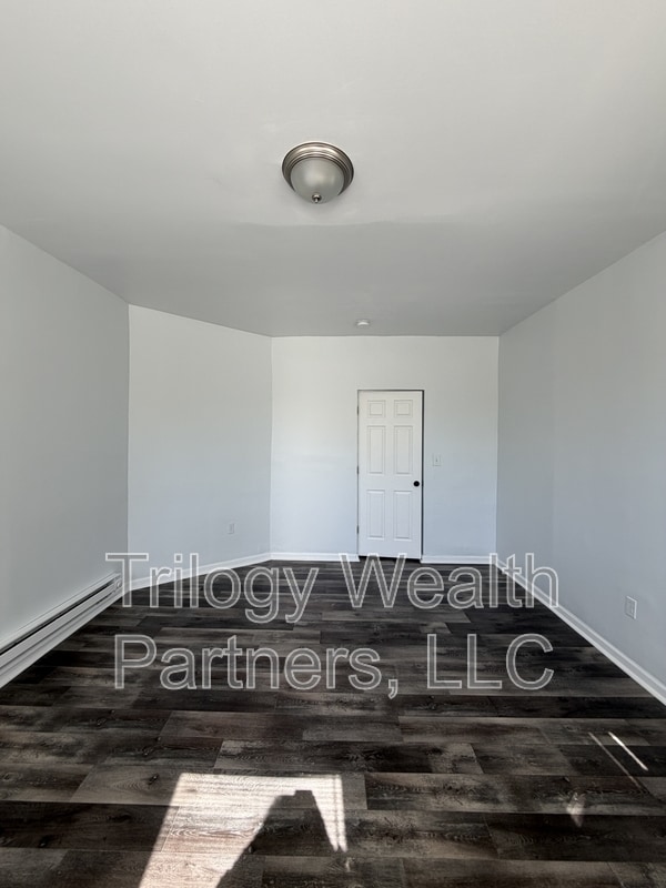 Building Photo - 59 N 15th St