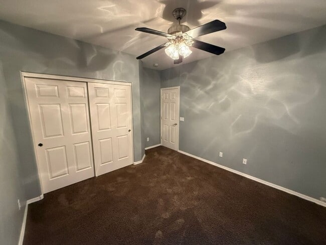 Building Photo - Beautiful 6 Bedroom - 4 Bath w/Private Pool & Basement - Chandler