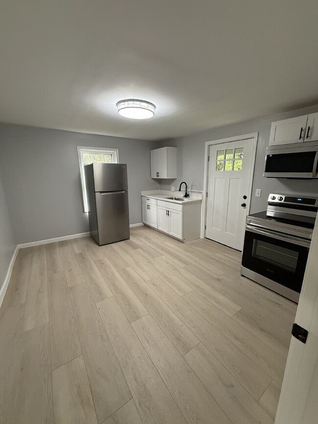 Primary Photo - 2 bedrooms in the heart of Dearington