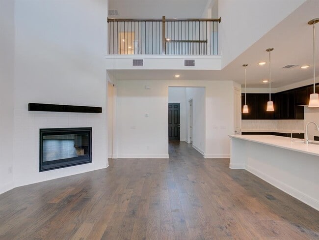 Building Photo - 5705 Cimarron Rdg Ln