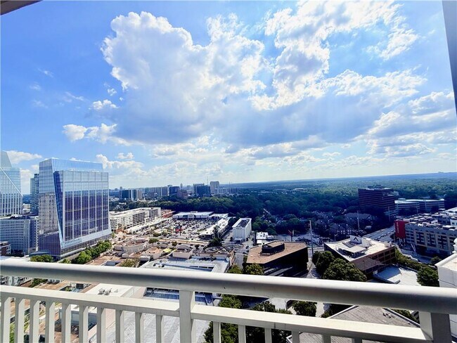 Building Photo - 3338 Peachtree Rd NE