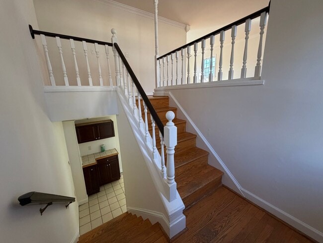 Building Photo - 415 Carrsbrook Dr