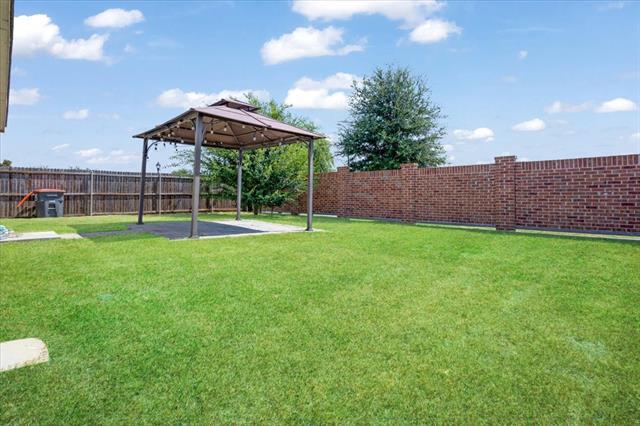 Building Photo - 405 Laurenbrooke Dr