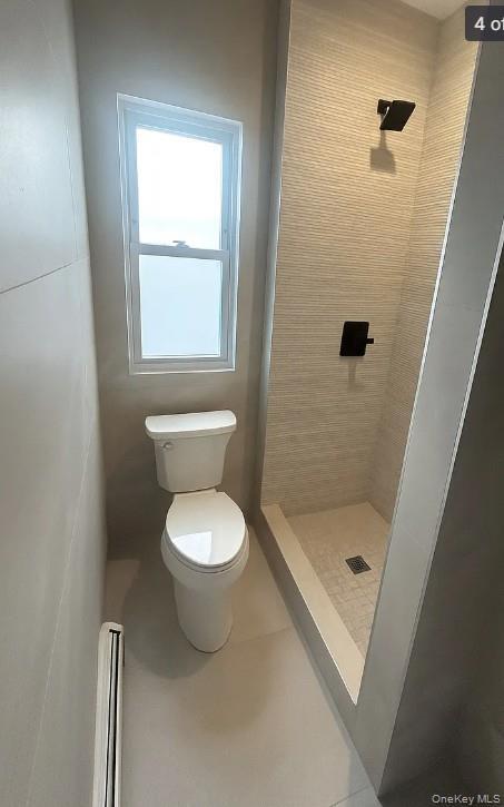 Building Photo - 452 E Park Ave