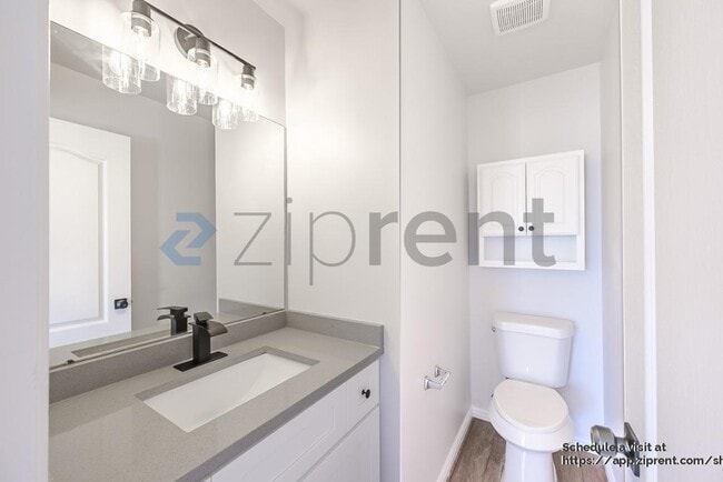 Building Photo - 7052 Devonna Rd