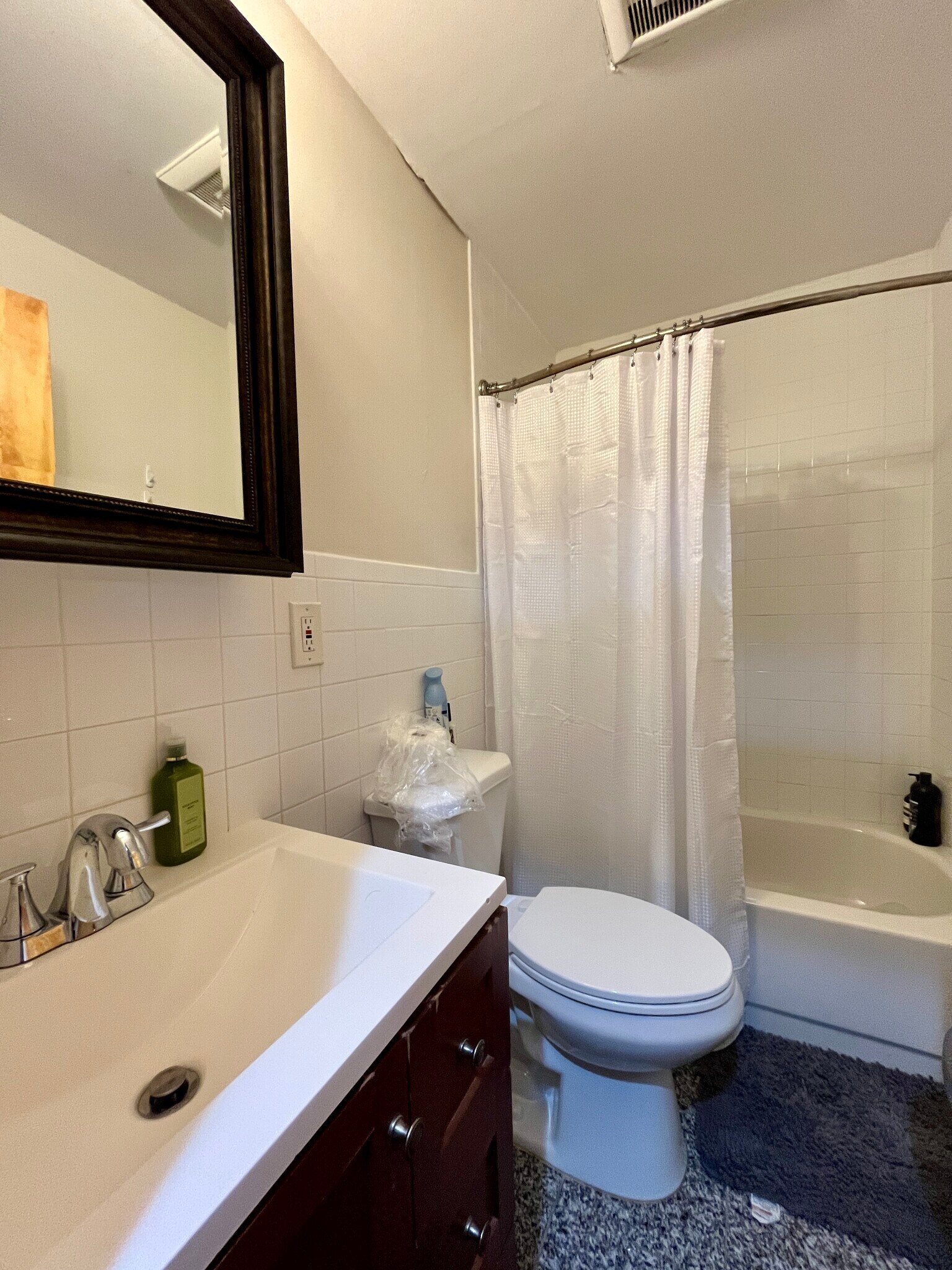 Building Photo - 179 Northampton St