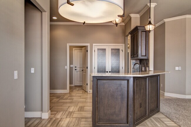Building Photo - Beautiful Foster Signature Home in Great Location!