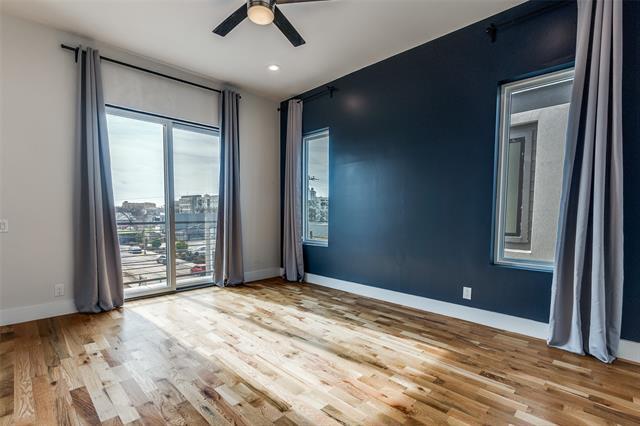 Building Photo - 4117 Munger Ave