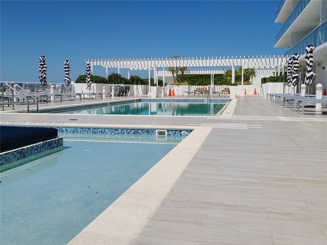 Building Photo - 4250 Biscayne Blvd