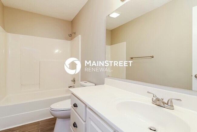 Building Photo - 4 Bedroom Pet-Friendly Home in RALEIGH, NC with Main Street Renewal