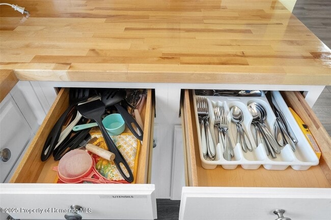 Building Photo - 6901 Richard Dr