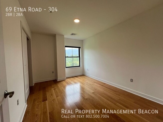 Building Photo - 69 Etna Rd